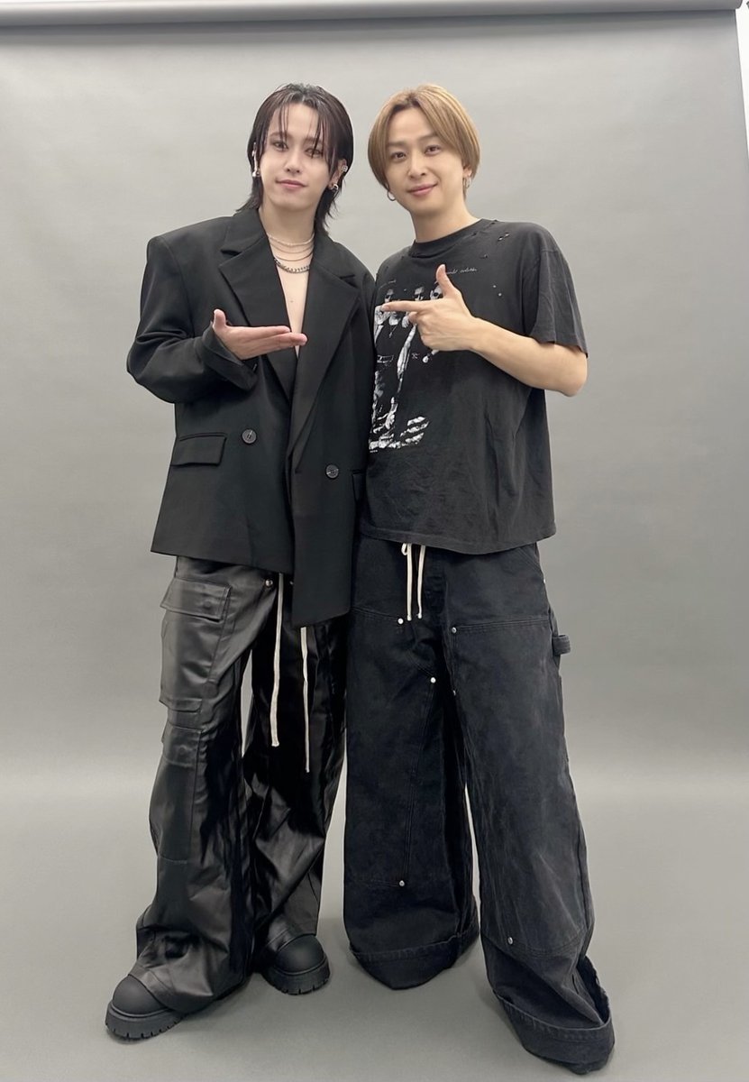 MADKID_official's tweet image. 「SSH THE EXHIBITION」写真展
SHINがゲストモデルとして参加させていただきました✨
是非ご来場ください。

✴︎ゲストモデル : 石川凌雅 / SHIN (MADKID)

✴︎日程 : 12月6日(土)~ 12月7日(日)
✴︎会場 : 後日発表
✴︎入場料 : ¥1,000 (入場特典ブロマイド1枚付)…