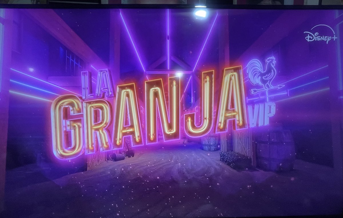 fanyloveme's tweet photo. No que sin cortes @AztecaUNO @lagranjavipmx 
Ya empezaron con sus fraudes porque Sergio morí les cambió la jugada !!! 😒 https://t.co/HKMng4ZRtM