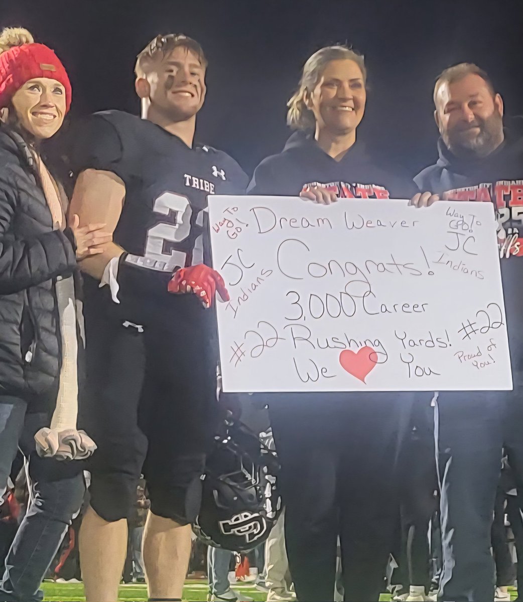 Congratulations to Jace Weaver for going over 3,000 career yards! <a href="/FAMILY_all_in1/">JCHS Football</a> <a href="/BDC_Stats/">BDC Football Stats</a> <a href="/BDC_Sports/">Black Diamond Conference</a> <a href="/SoWestILHSSport/">Southwestern Illinois Sports</a> <a href="/NUICFootball/">NUIC Football</a> <a href="/CILFootball/">Central Illinois Football</a> <a href="/DeepDishFB/">DEEP DISH FOOTBALL</a> <a href="/sisportswithCD/">Southern Illinois Sports with Chris Dexter</a>