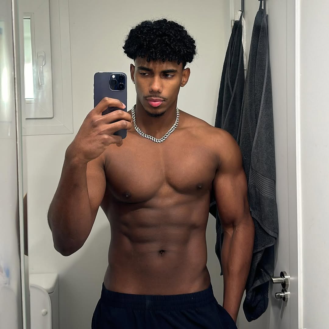 ADONISx tweet media