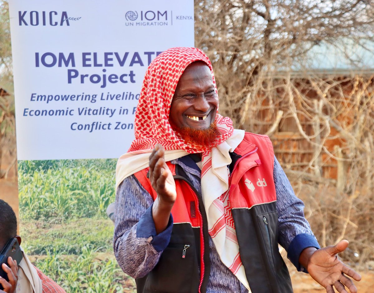 SabdowD's tweet photo. “Only peace can give you this beautiful big smile.”
— Mzee Ismail Daud, addressing a peace baraza in Elele.
Together, we stand for unity, dialogue, and coexistence.
Let’s continue to #KickConflictOutOfManderaCounty! 🕊️🤝 https://t.co/foRHTSJ1Ti