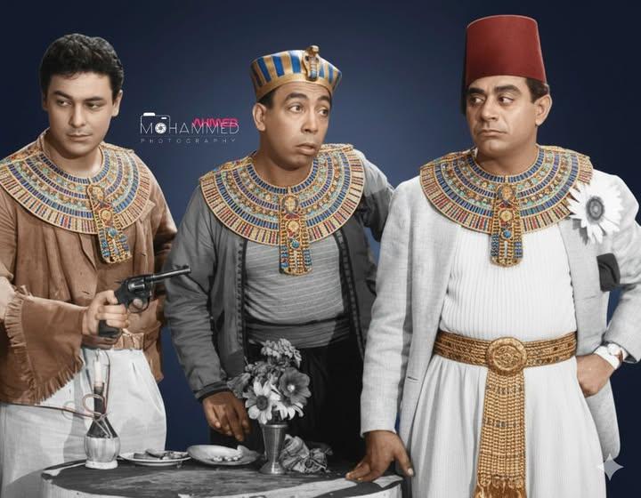 المصـريين شـالوا الملابس الصيفي وطلعوا الفرعوني❤️
صلاة النبي أحسن .. آه 😁❤️
#المتحف_المصري_الكبير