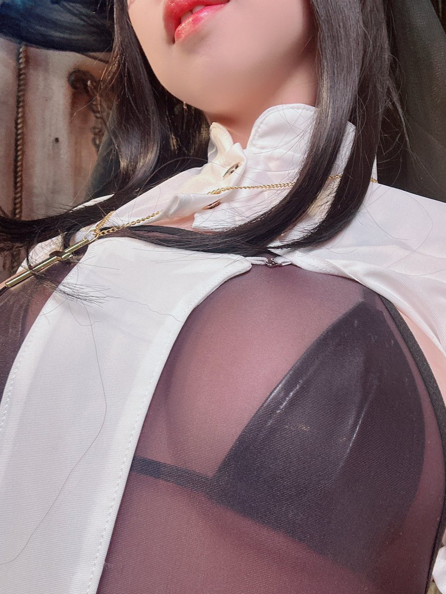 萬聖節應該還點修女吧🎃
#萬聖節 #玥玥阿玥 #修女 #巨乳

新寫真也上架啦🔗
furuke.com/posts/Will_hu0…