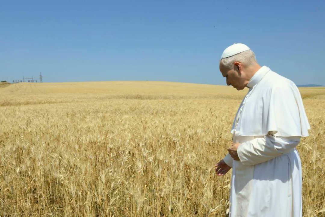 🐐 ♱ Decano Lawmeli tweet media