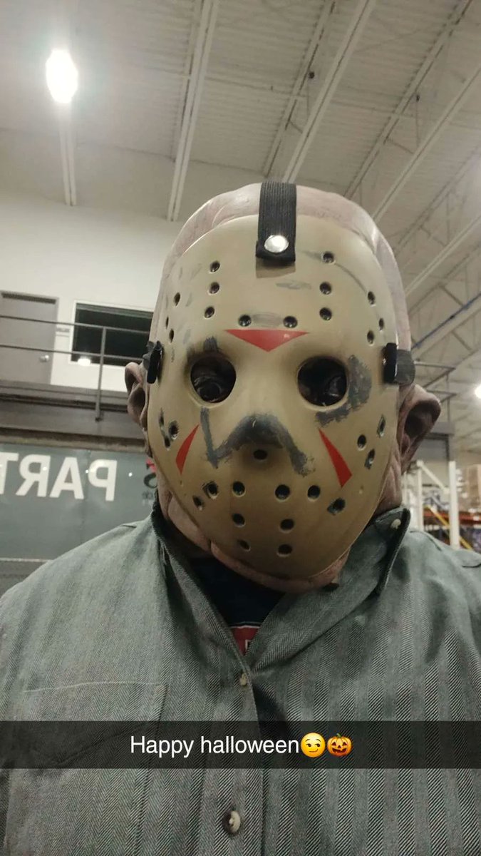 bdon18's tweet photo. @JasonUniverse13 @HorrorNights https://t.co/Ng3VPwDq5T