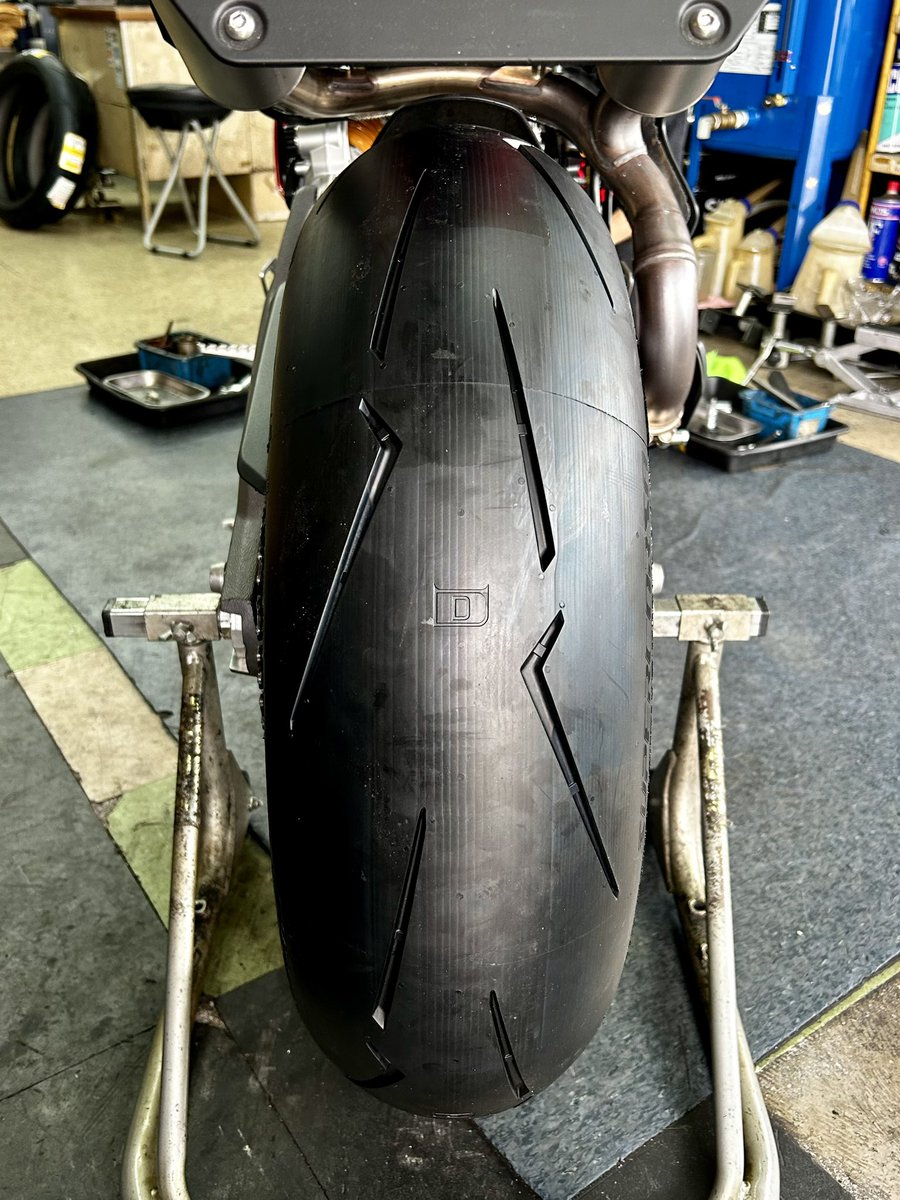 りる 🇯🇵るりあんり🇮🇹 on X