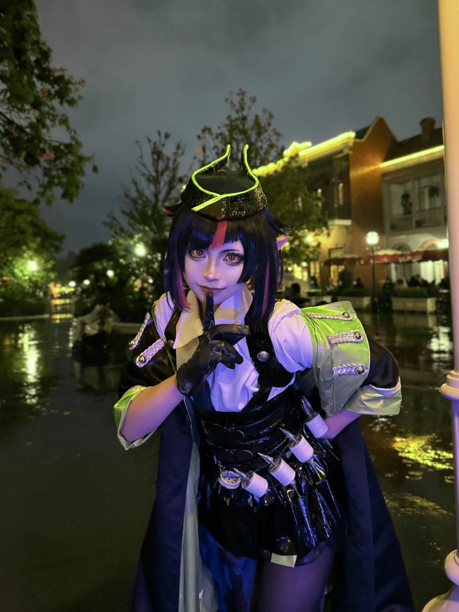 リリアでした！！🦇💚

#Dハロ仮装2025 #Dハロツイステ