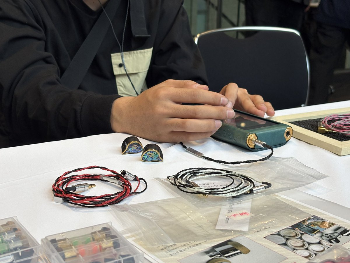 ローゼンクランツ　RosenKranz　HP-White Cross4 IEM ローゼンクランツ RosenKranz HP-White Cross4 IEM Koki Sakai@KS