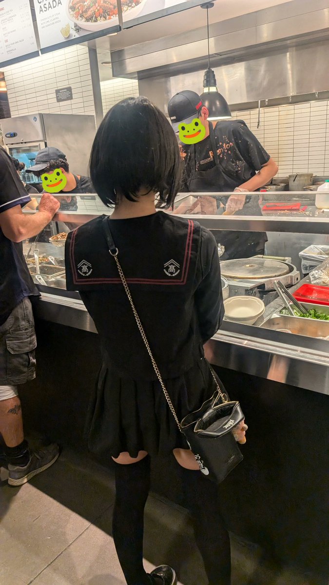 Hinako goes to Chipotle
#silenthillf  #silenthillcosplay 😅