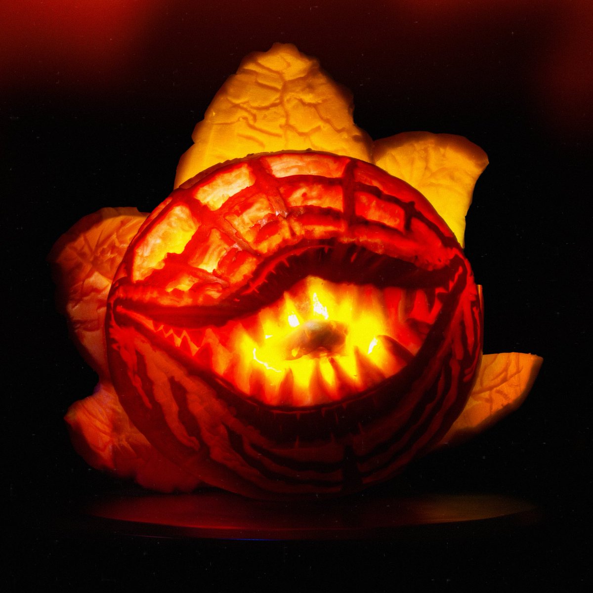 My friend said Pokémon Legends Z-A reminded him of Little Shop of Horrors, so that became this year’s inspiration. Meet Audrey II the pumpkin 🎃🧡