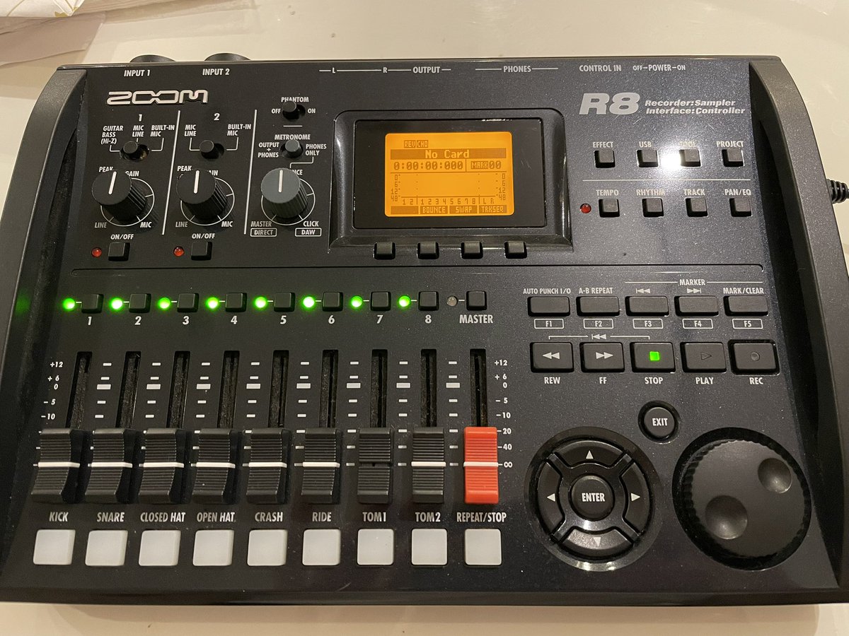 くもじろー on X