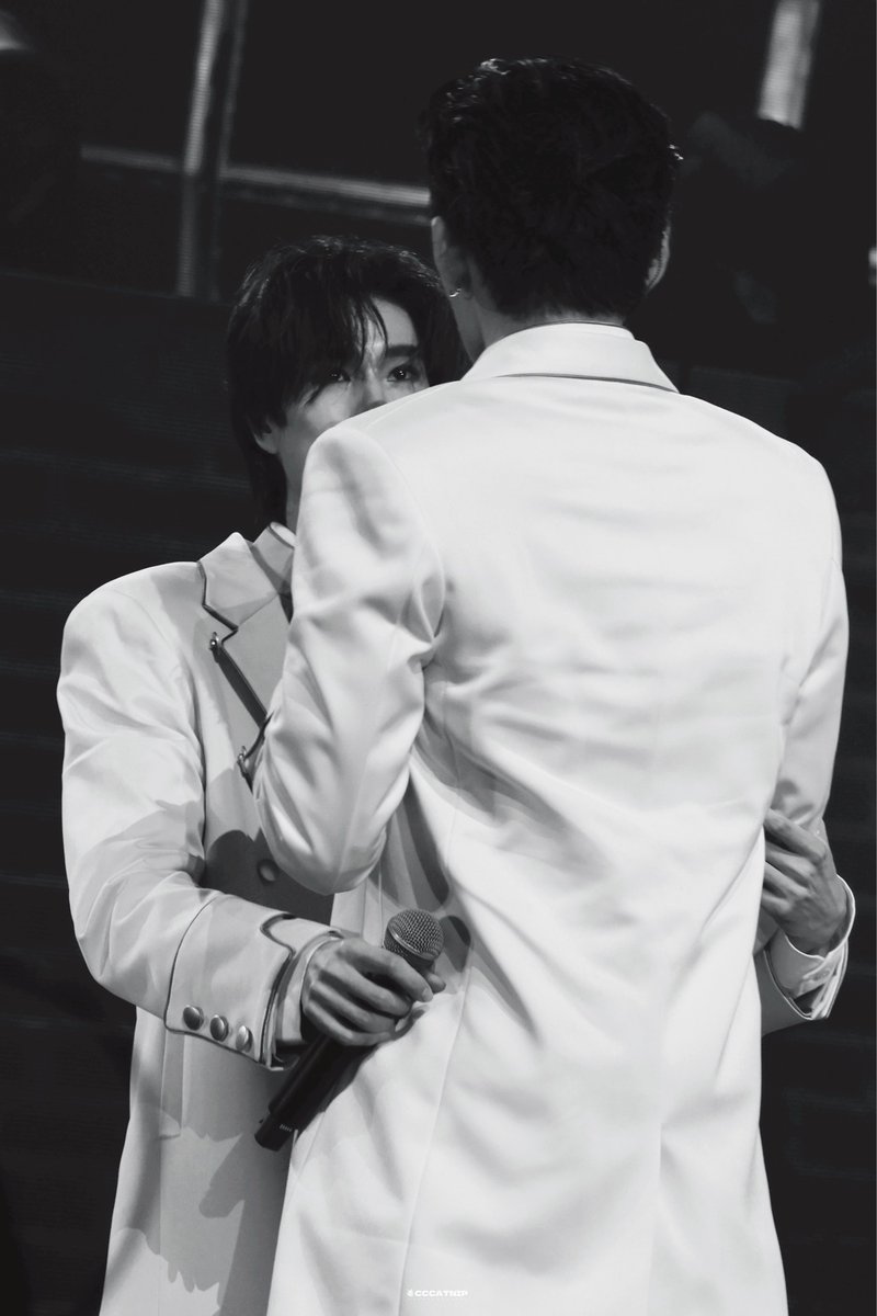 cccatnip_'s tweet image. 🤧🤧
PONDPHUWIN WELCOME ON BOARD
#PondPhuwinFanconD1
#PondPhuwinFancon
#ปอนด์ภูวินทร์ #PondPhuwin 
#ppnaravit #phuwintang