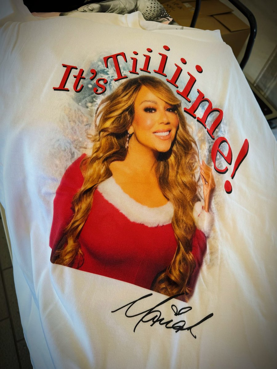 マライアキャリー ライブ グッズ Tシャツ 2025 クリスマス Mariah