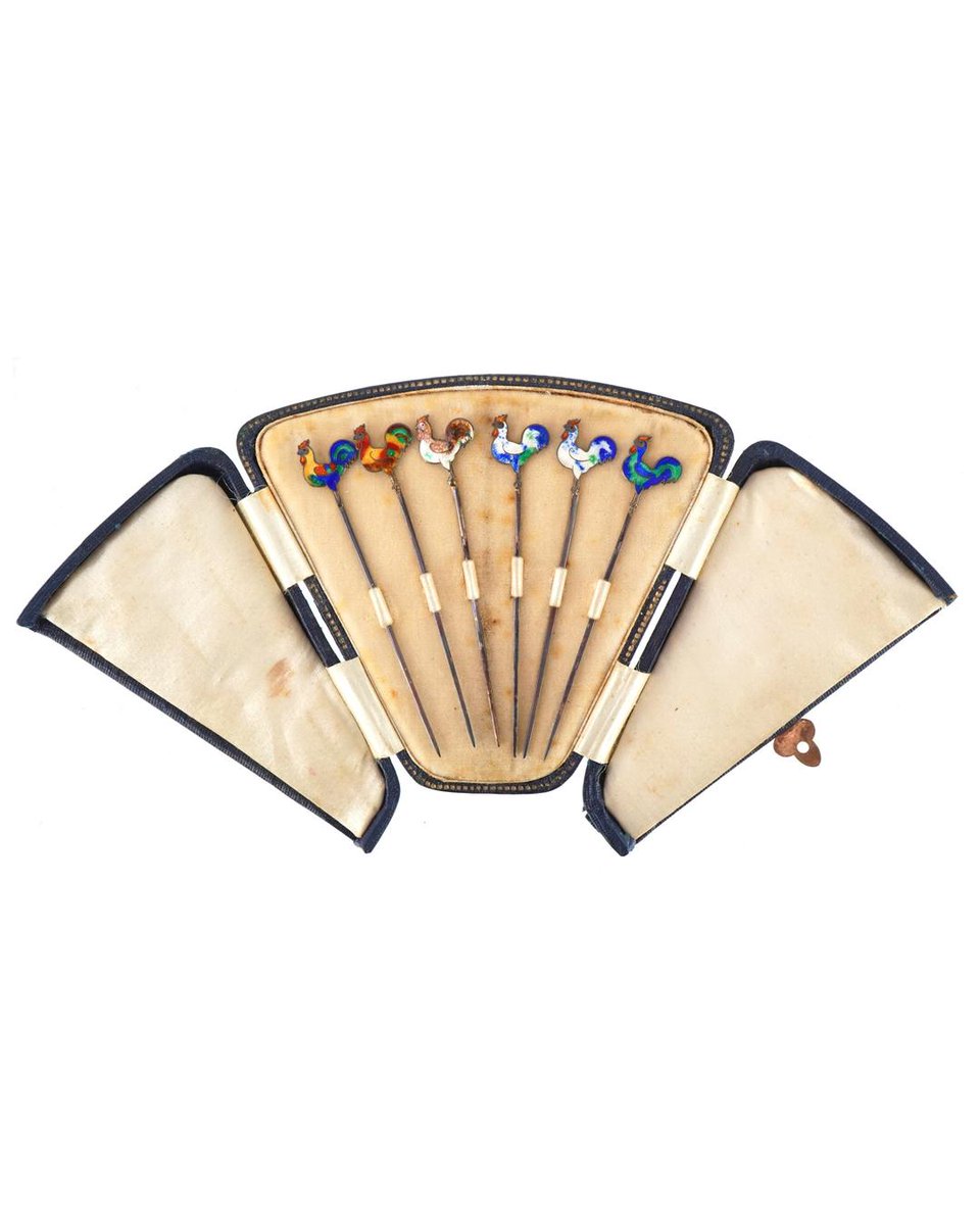 eastbourneauct's tweet image. Mark your calendar for the Antiques, Collectables, and Jewellery Sale on 11th Nov at 930am!

Lot No 8 is a Set of six sterling silver and enamel cocktail sticks with rooster terminals in fitted case.

Here’s our sale catalogue: tinyurl.com/ebnovsale

#eastbourneauctions #sticks