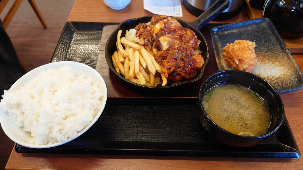 Atamafuyu_takep's tweet image. 11/1 途中経過
12:15スタート
🚀 3件2504円
🥫 1件790円
🐸の53単価がやばいにも程がある
中心部に行けない時は🚀もありってとこですかね?
とりあえず早飯にしちゃいます
久しぶりの唐山に行きたかったというのもあり気が付いたら通り過ぎてて引き返すほど赤からは固定ですね
 #フーデリランチ