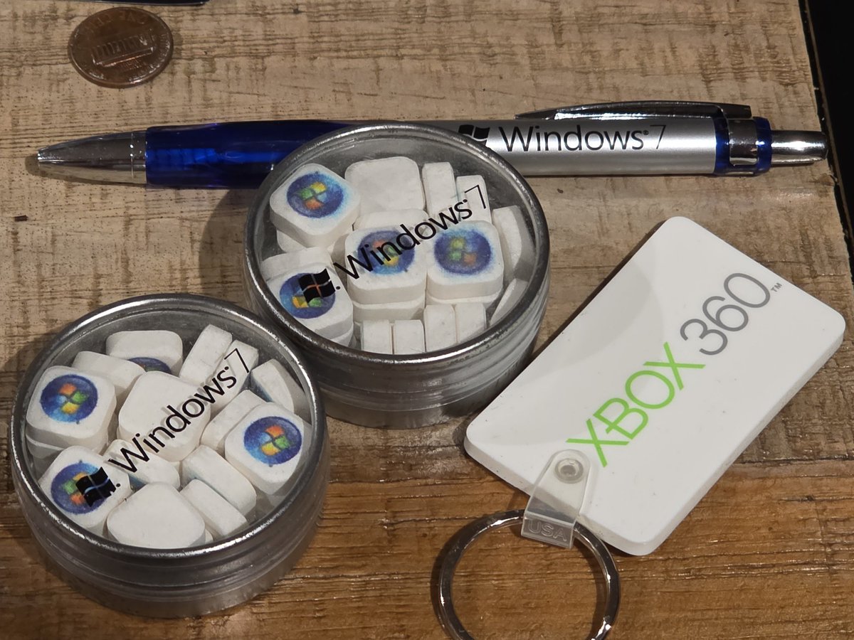 DomDoesMedia's tweet image. Going through some old boxes... look what I found. #xbox360 #windows7 should I try one of these mints 😅😅😅