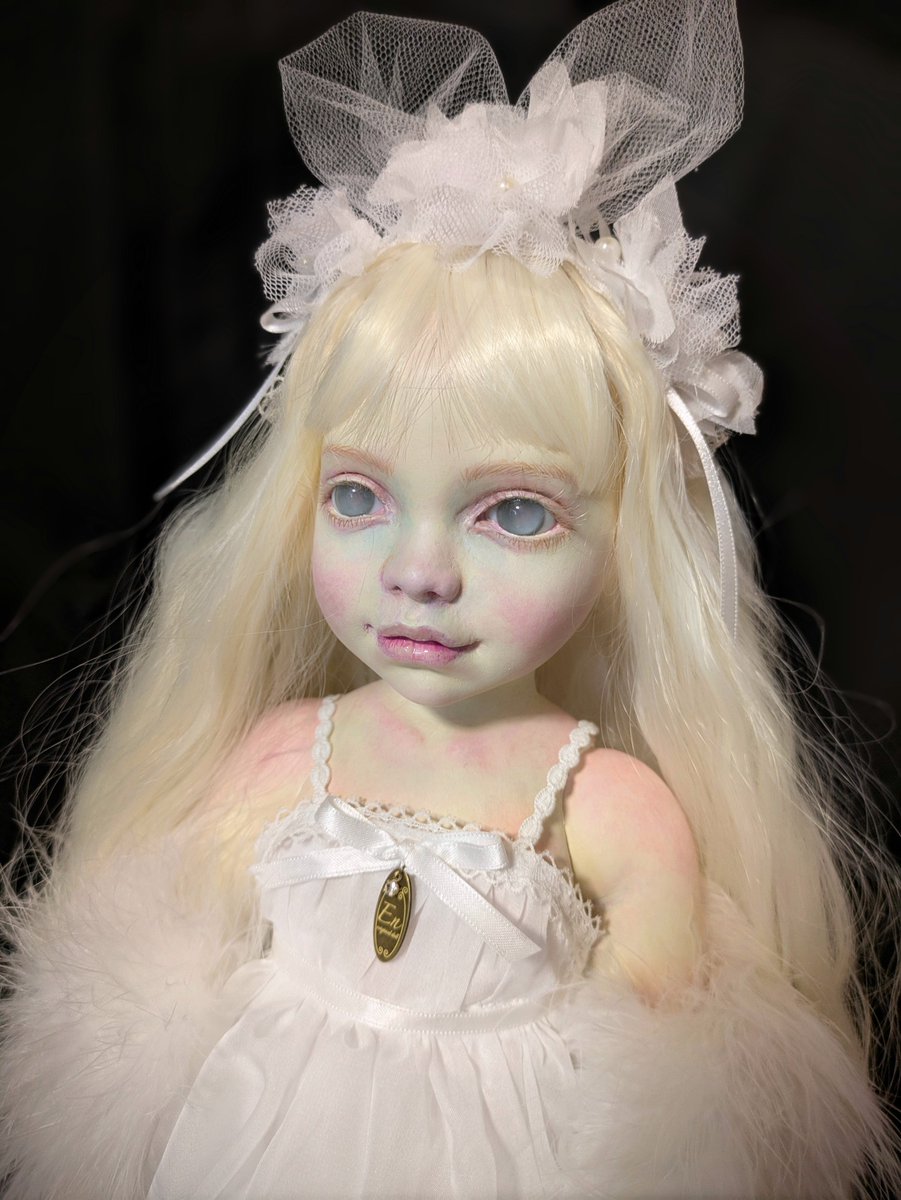 8/31終了 美品 【 作家様 一点物 】 アーティスト ドール 8/31終了 美品 【