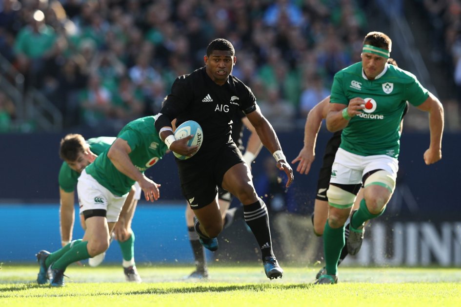 Rugby giants clash at Chicago's Soldier Field as the All Blacks face Ireland-more than a match, it's a test of America's potential to host the Rugby World Cup! newsroom.co.nz/2025/10/31/rug…
