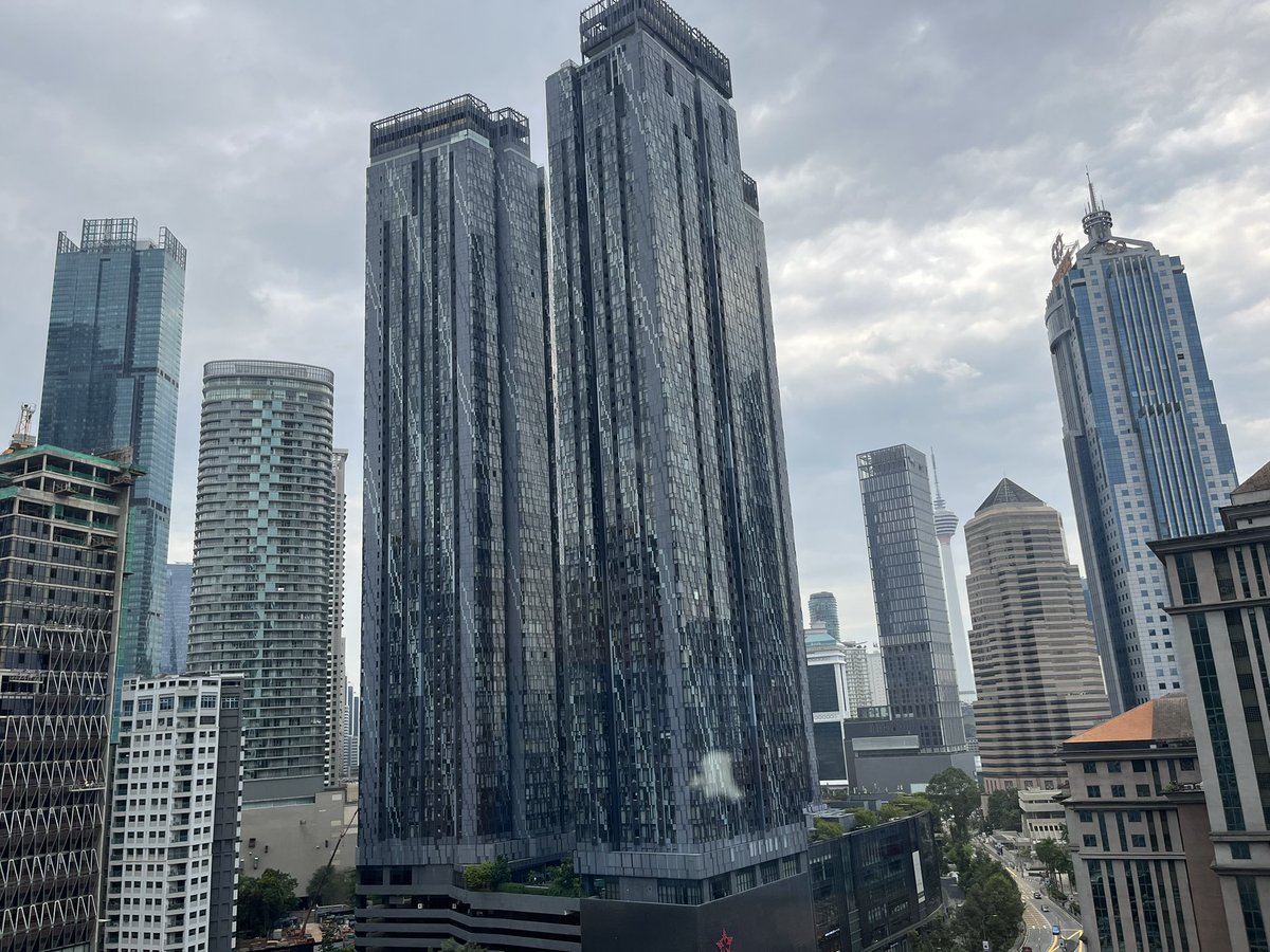 发个动态，证明还在持续等待