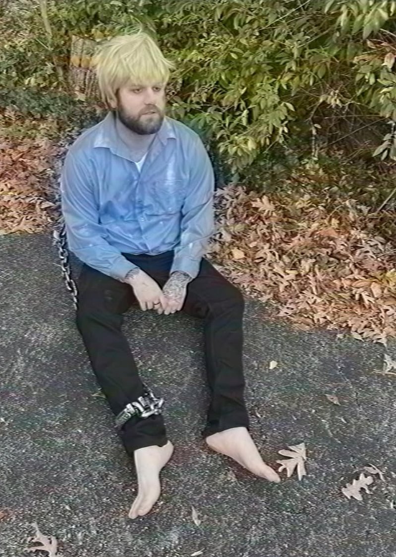 chrismel tweet media