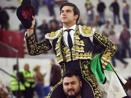 Al Toro México tweet media