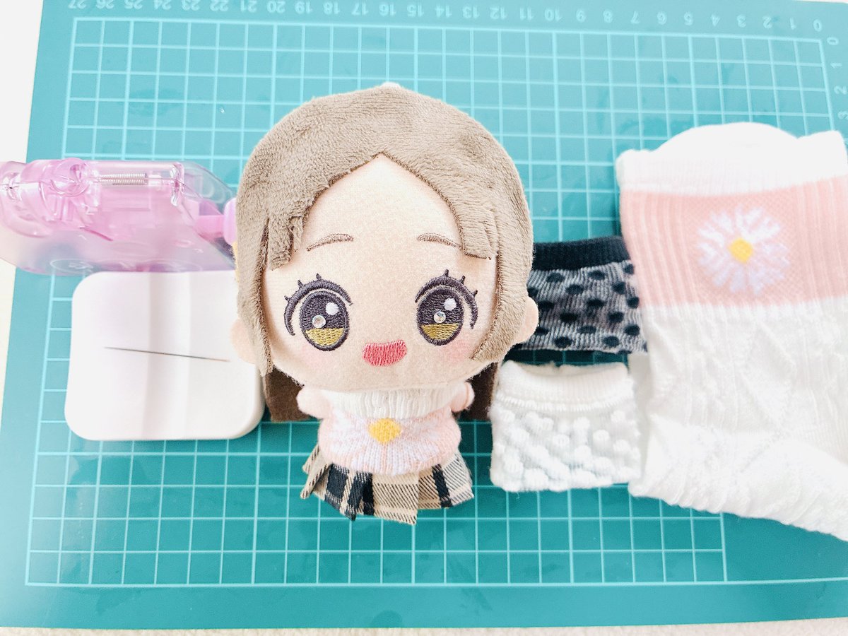 トラ♡プロフ必読!!ページ　ミニチュアドール服　　ハンドメイドドール服 とら猫🐯 on X