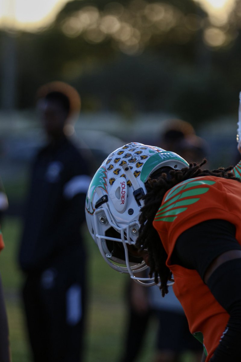 Cakes &amp; Candles 🎂🔞 EXTREMELY grateful to see another year 🎊🎊🎊