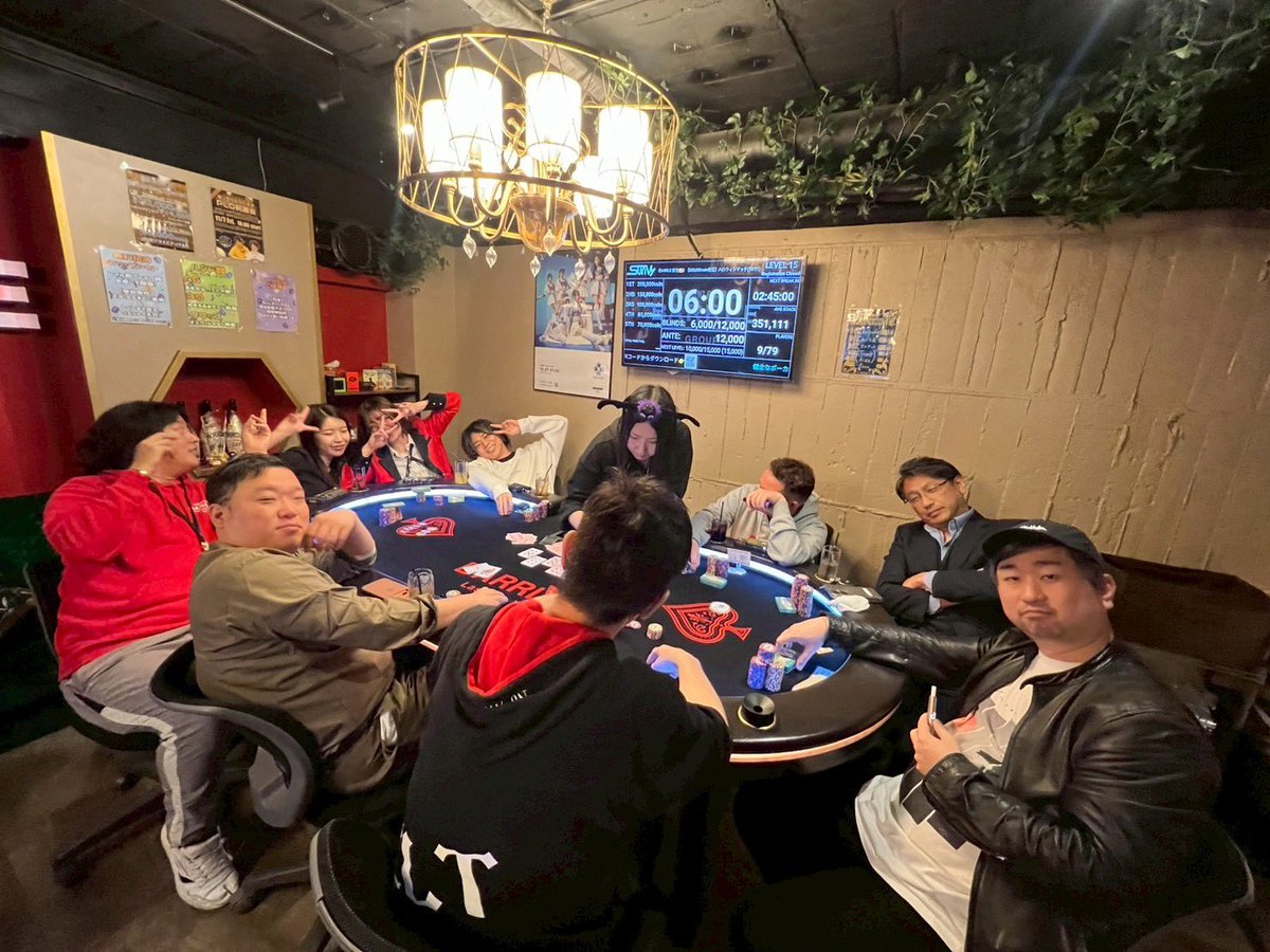 amupoker's tweet photo. トナメはバブルでとんでしまい
しっかりと【ミケ】でした🐈🐈🫧

昔の常連さんほんと全員ってくらい
きてくれてトナメ中もずっと楽しかった〜
集まる機会を作ってくれたバレルに大感謝🙏🙏 https://t.co/PtjTR0FYiA