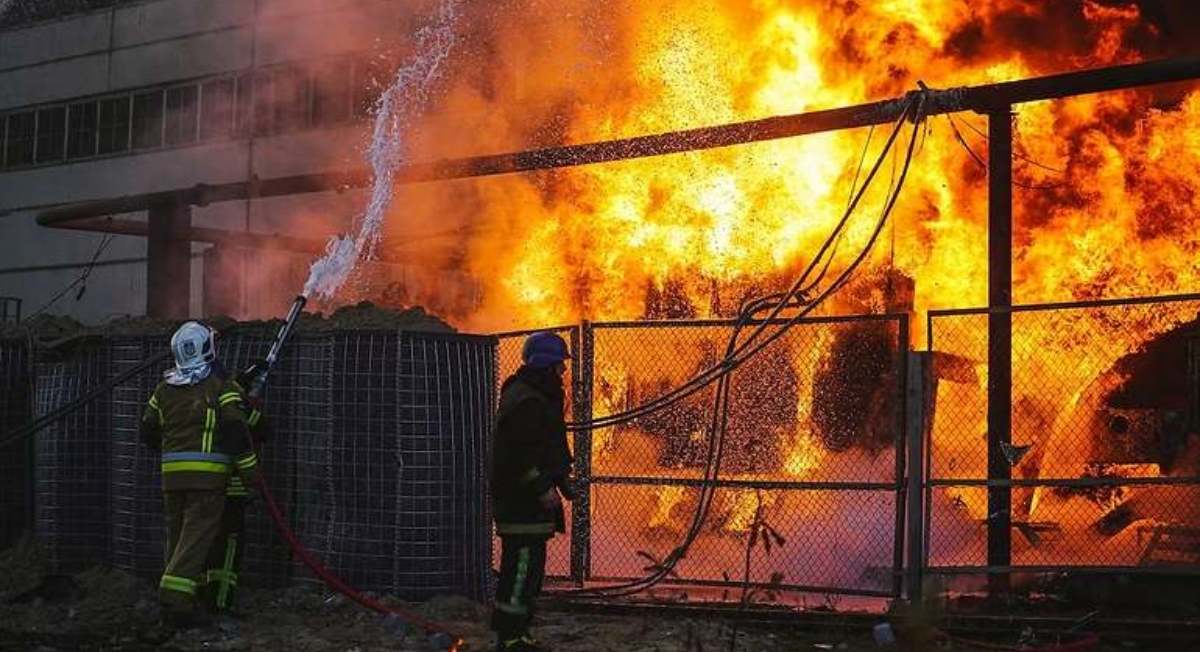 Los feroces ataques de Rusia llevan a Zelenski a promover una coalición de energía para afrontar el invierno dozz.es/e6ikb2