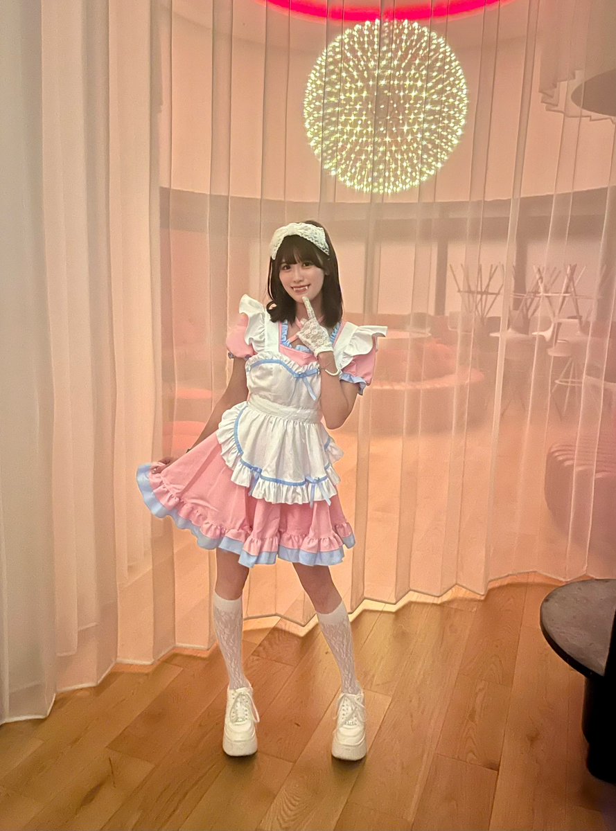 綾瀬まる(まるる) on X