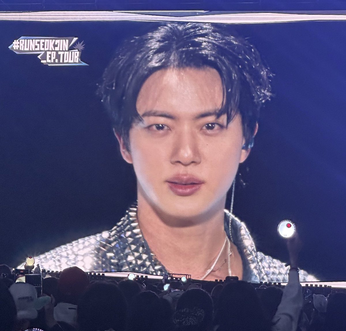 I am voting #JIN for #2025MAMAVOTE 

( do not copy paste , make your own tweet)