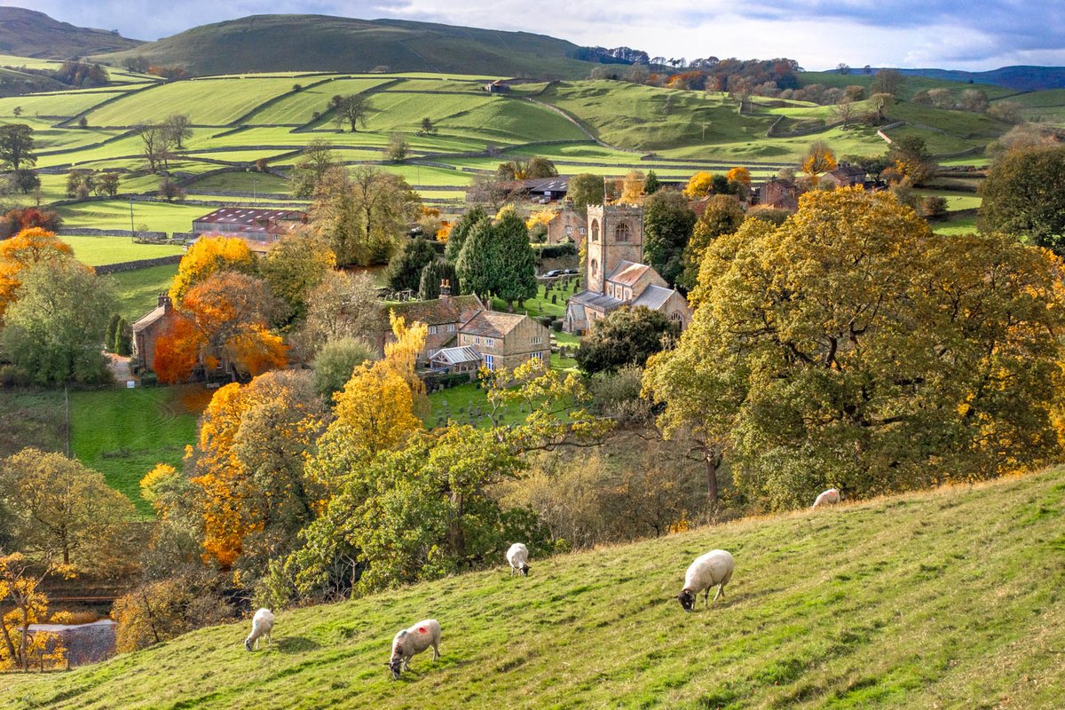 Yorkshire Dales National Park tweet media