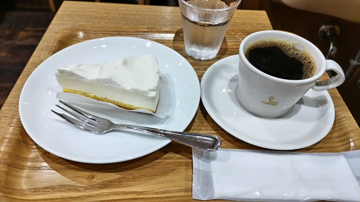 like37_026's tweet photo. 好きな､「イタリアン」と
レアチーズ🍰
#キーコーヒー
#コーヒー https://t.co/NHFoYYA1Ih