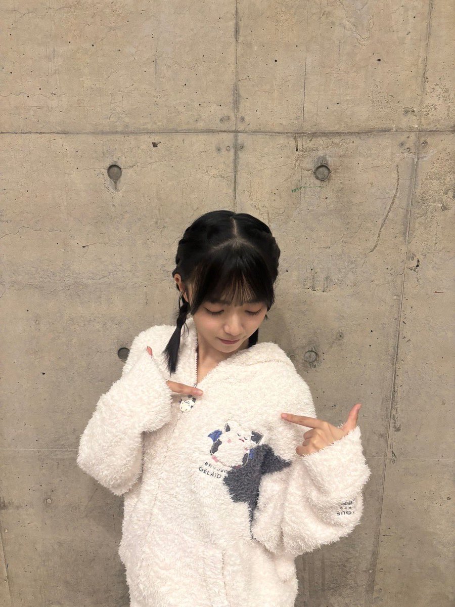 pyon🤍私服衣装特定(乃木坂┊︎櫻坂┊︎日向坂 etc) on X