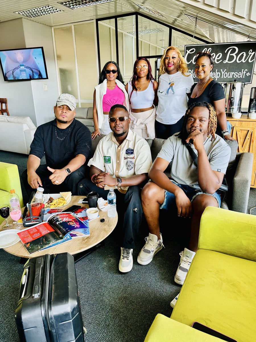 GwambaOfficial's tweet image. It’s birthday month, and we ✈️  with the team.