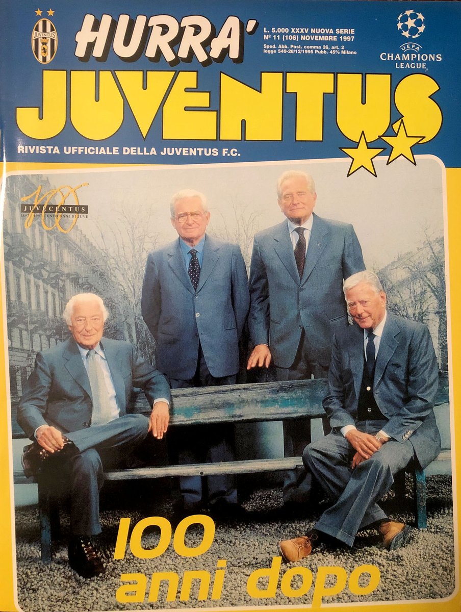 JUVEN_TV's tweet photo. #AccaddeOggi
La copertina di #HurràJuventus del novembre 1997 dedicata al centenario, con la foto che ritrae il presidente Vittorio #Chiusano con i presidenti onorari Gianni e Umberto #Agnelli, e Giampiero #Boniperti, sulla storica panchina di https://t.co/0ktZr1nsW5 Re Umberto. https://t.co/sE2ngPpj22