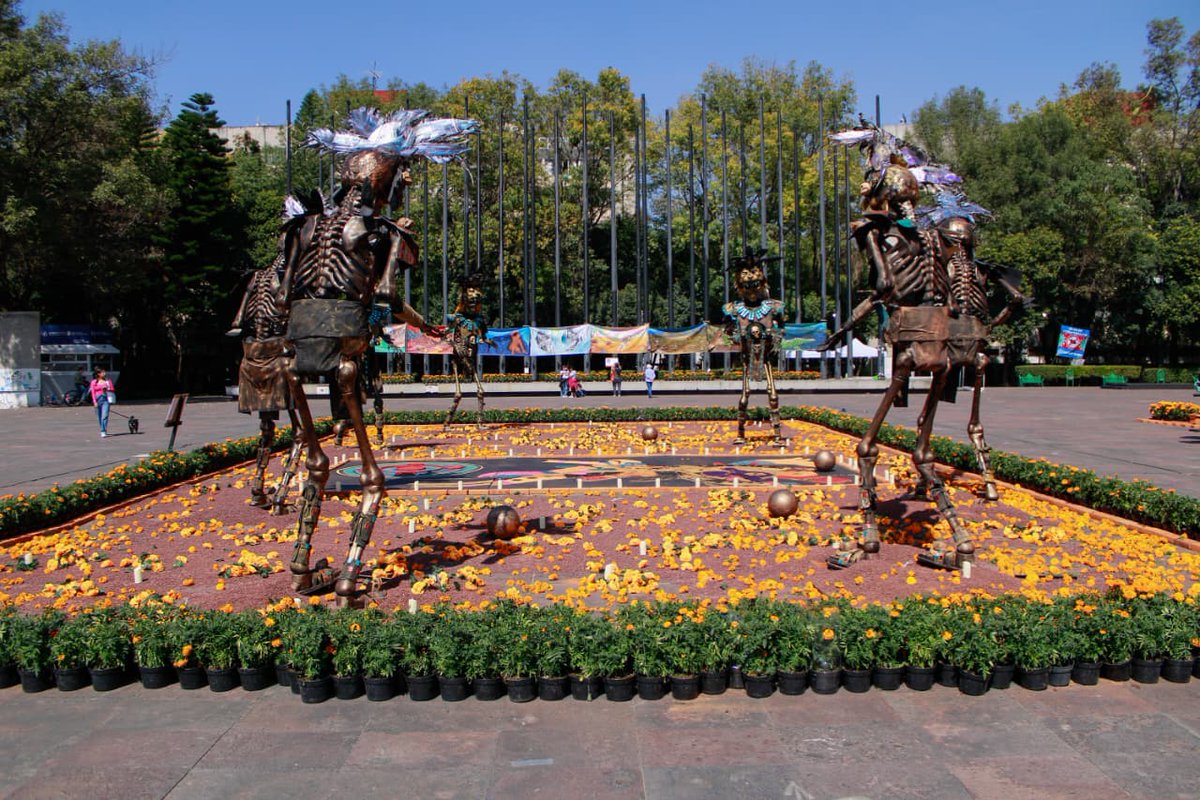 unileventv.blogspot.com/2025/10/tlatel…

Ciudad de México, a 31 de octubre de 2025

#TLATELOLCO REVIVE SUS RAÍCES CON UNA OFRENDA MONUMENTAL LLENA DE MEMORIA, COLOR Y COLECTIVIDAD
<a href="/cultura_mx/">Secretaría de Cultura</a> #CDMX #ofrendas #mexicomagico #unileventv