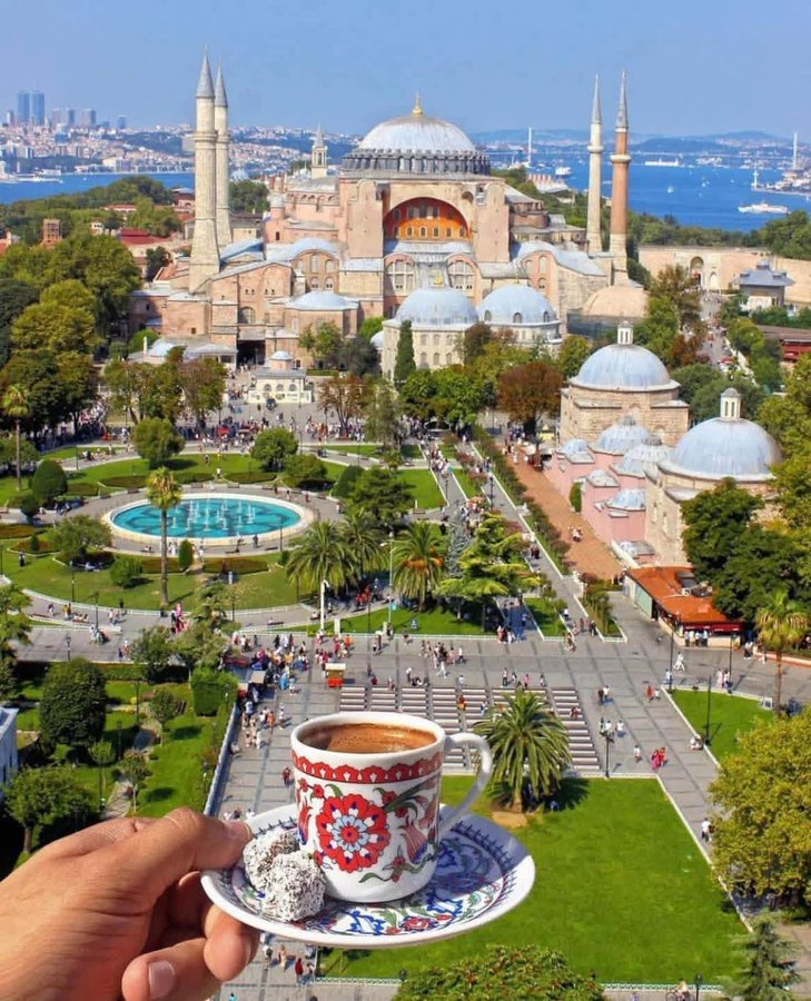 May we have a blessed new month from my point of view 🪟