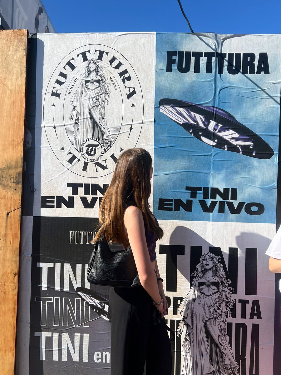 graciiastinita's tweet photo. futttura💜🛸 @TiniStoessel https://t.co/gLtbeTvKQ7