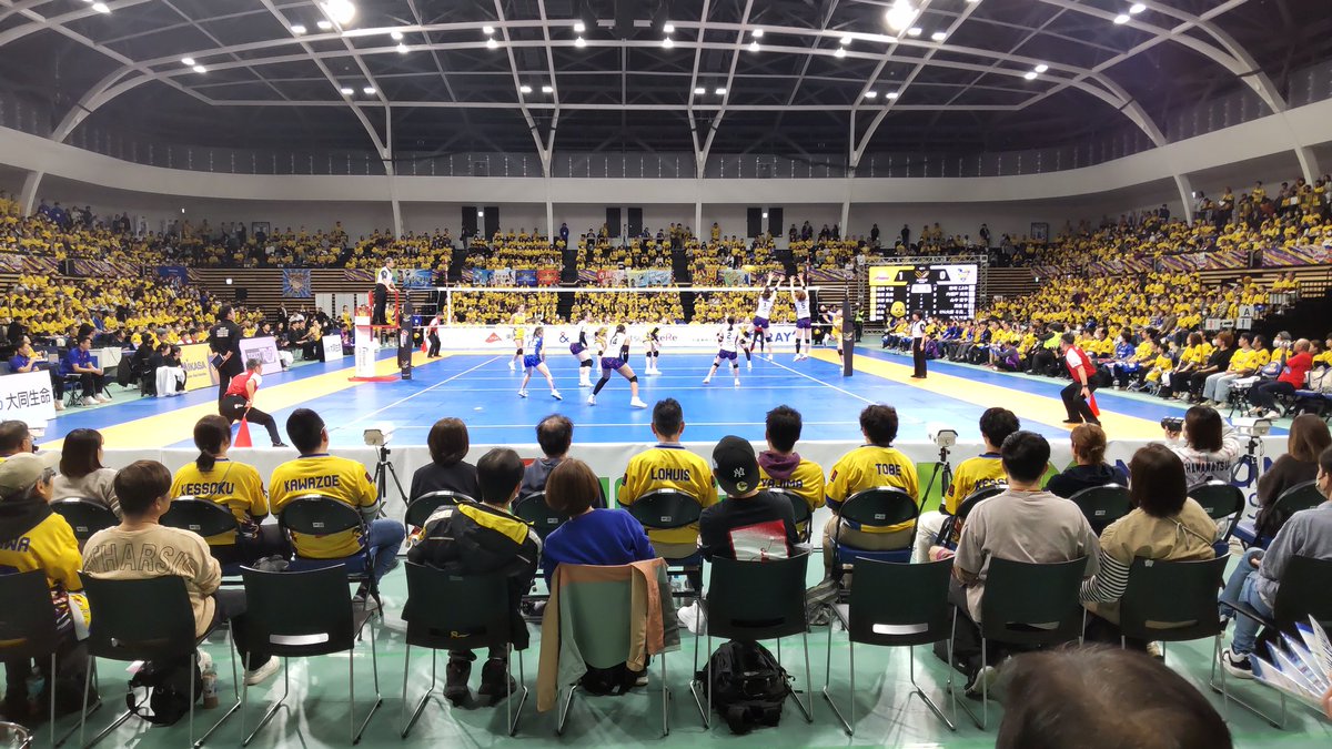 akiro_10's tweet photo. 初バレーボール観戦@彦根🏐 https://t.co/6e3VYlDsFz
