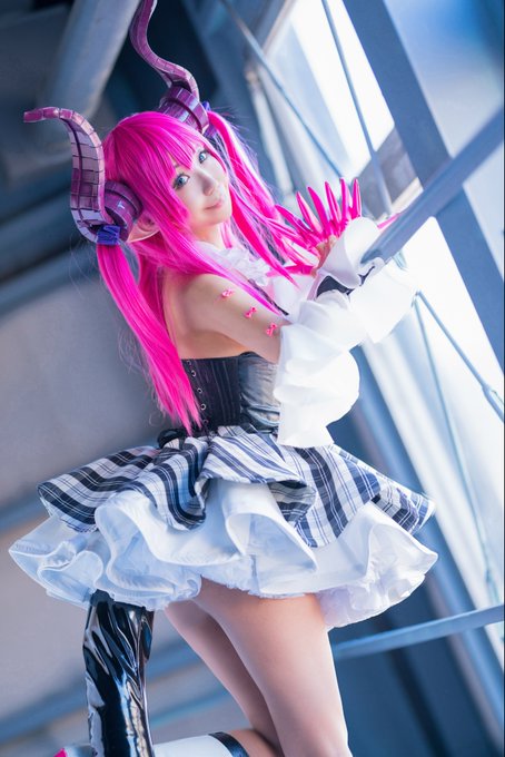 Twitterのコスプレ画像22