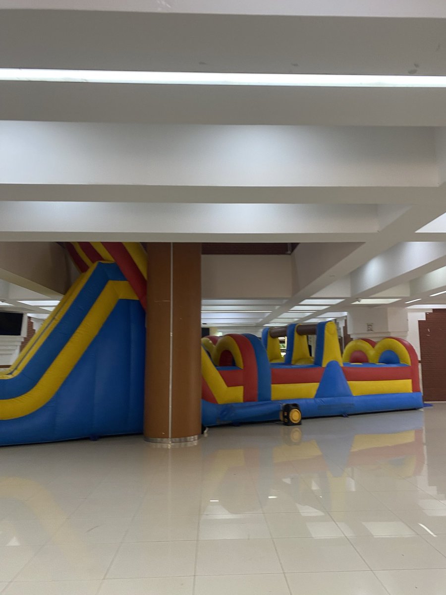 BEMFTUI's tweet image. ada gebrakan apa ini di lobby k?