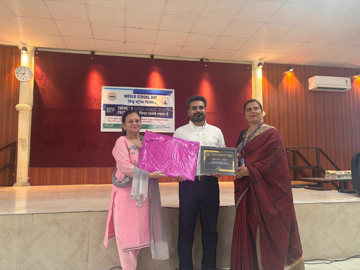 htn_fopl's tweet photo. On #WorldStrokeDay2025, @aiimsrishi conducted a hands-on CPR &amp; Stroke Awareness session at @Saigroupinst, #EveryMinuteCounts
Empowering 130+ paramedical students with life-saving CPR skills and Stroke
@MoHFW_INDIA @JPNadda @meenusingh4 @IncubatorGHAI @Pradeep_Aggarwa https://t.co/1bz6HouFPm