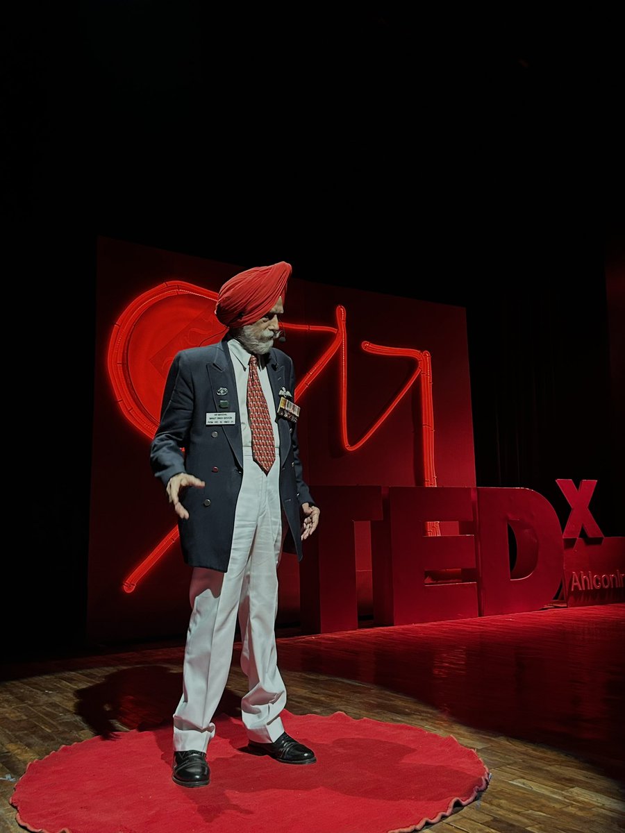 TEDxAhlconIntlSchool tweet media