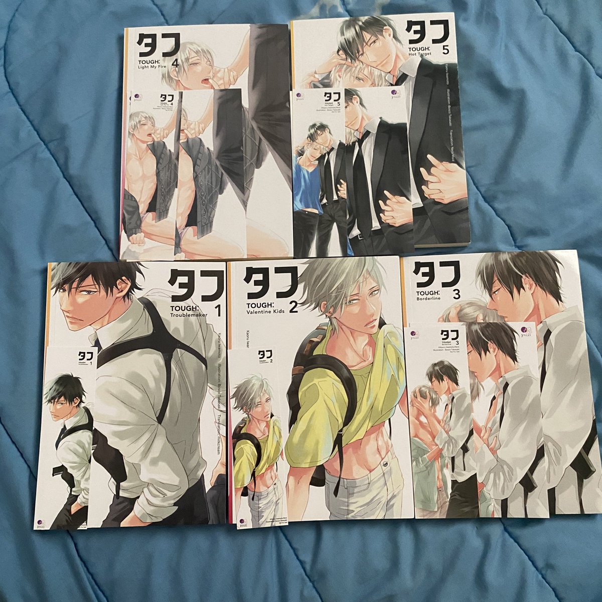 thatspr1ng's tweet photo. ส่งต่อ TOUGH เล่ม 1-5 (จบ) นิยายวายญี่ปุ่น
สภาพ99% แกะซีลอ่านเล่มละ20หน้า มีโปสต์กับที่คั่นให้ตามรูป
650฿รวมส่งคับ
#Tough #Troublemaker #ValentineKids #Borderline #Lihhtmyfire #Hottarget
#ส่งต่อนิยายวาย #ตลาดนัดนิยายวาย #นิยายวายแนะนำ #นิยายญี่ปุ่น #นิยายวายมือสองสภาพดี https://t.co/7eIiBNCUAi
