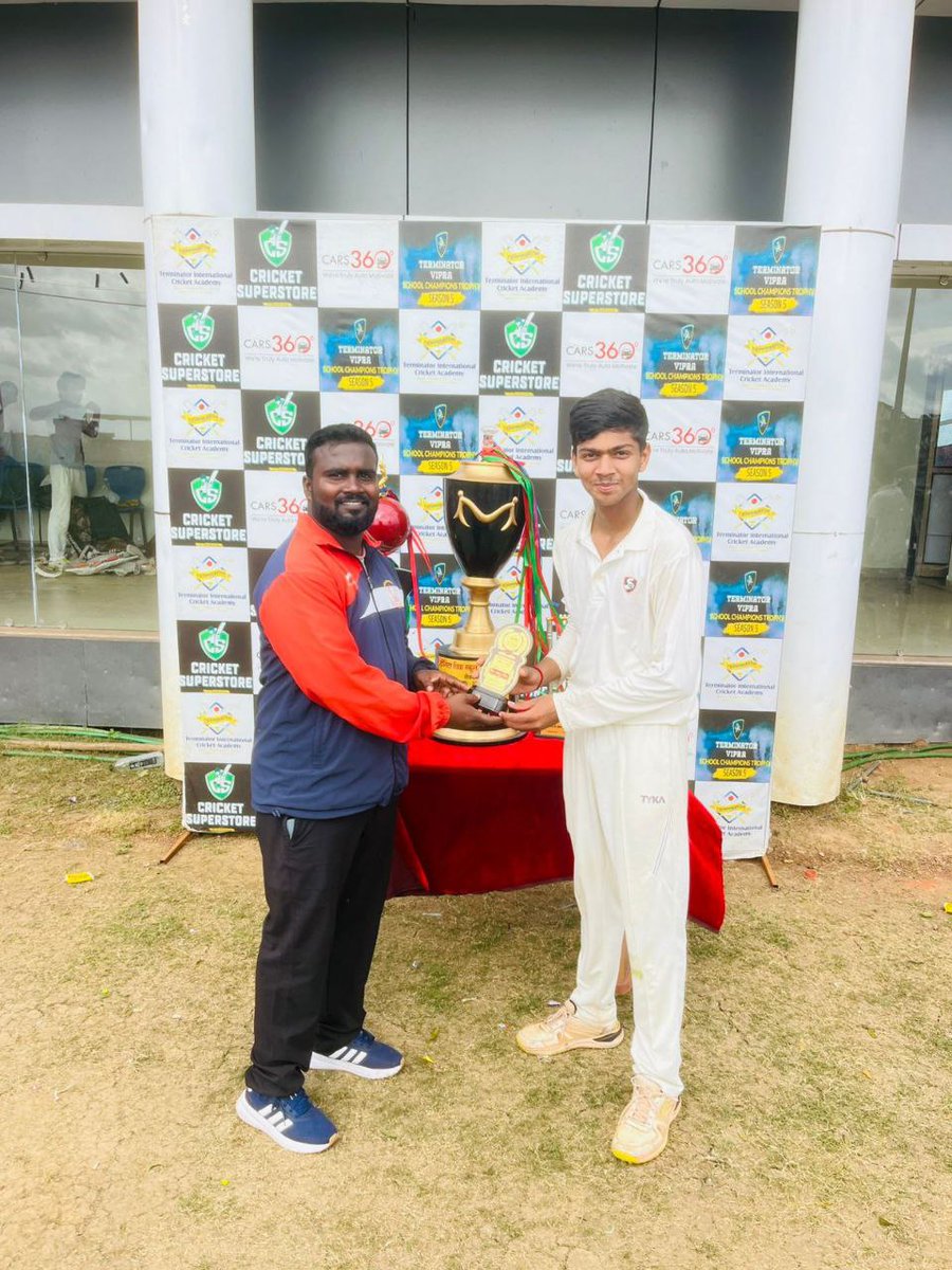 TerminatorCric's tweet photo. 🏏 Terminator Vipra School Champions Trophy – Season 5 🌟

28 अक्टूबर से शुरू हुआ ये रोमांचक सफर अब 5 दिन पूरे कर चुका है — और अब तक कई शानदार खिलाड़ी उभरकर सामने आए हैं! 💪

#Cricket https://t.co/Pg2Iaoj7ly