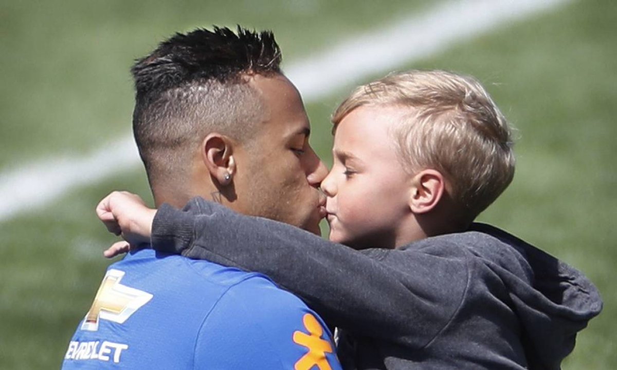 saicofone's tweet image. Pride!