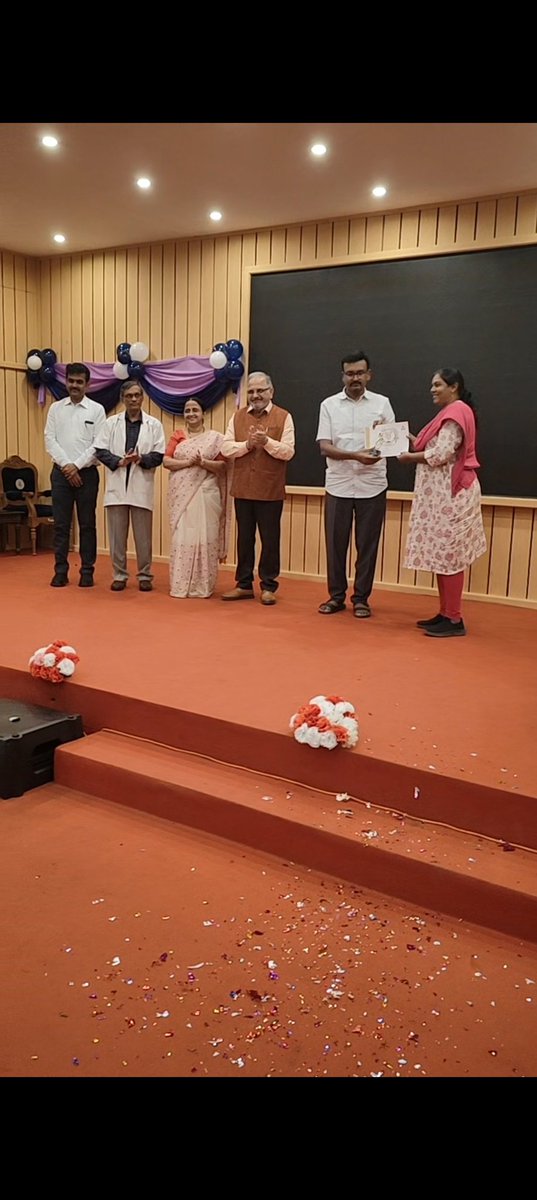 PhdSaveetha's tweet image. Congratulations Dr. Leelavathi L Ma&apos;am for awarded as Most Workaholic. It is a well deserved award ma&apos;am. 🎈🥉 

Congratulations Dr. Lalitha Rani Chellappa for the Most Punctual Faculty award 🎉