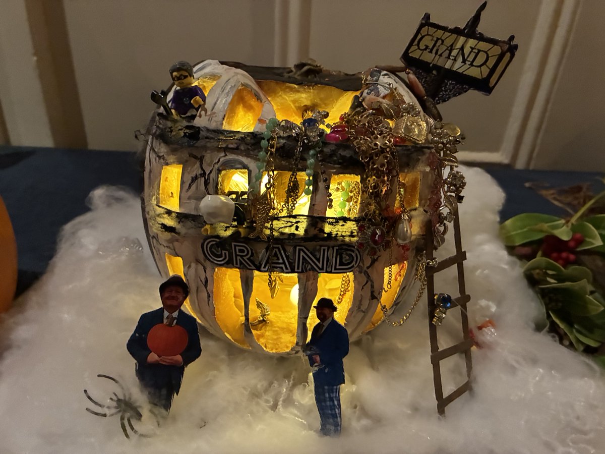 wazzo_m's tweet image. A small selection from the staff pumpkin carving competition on display in the lobby of Brighton’s Grand Hotel #Halloween ⁦@GrandBrighton⁩ #pumpkins