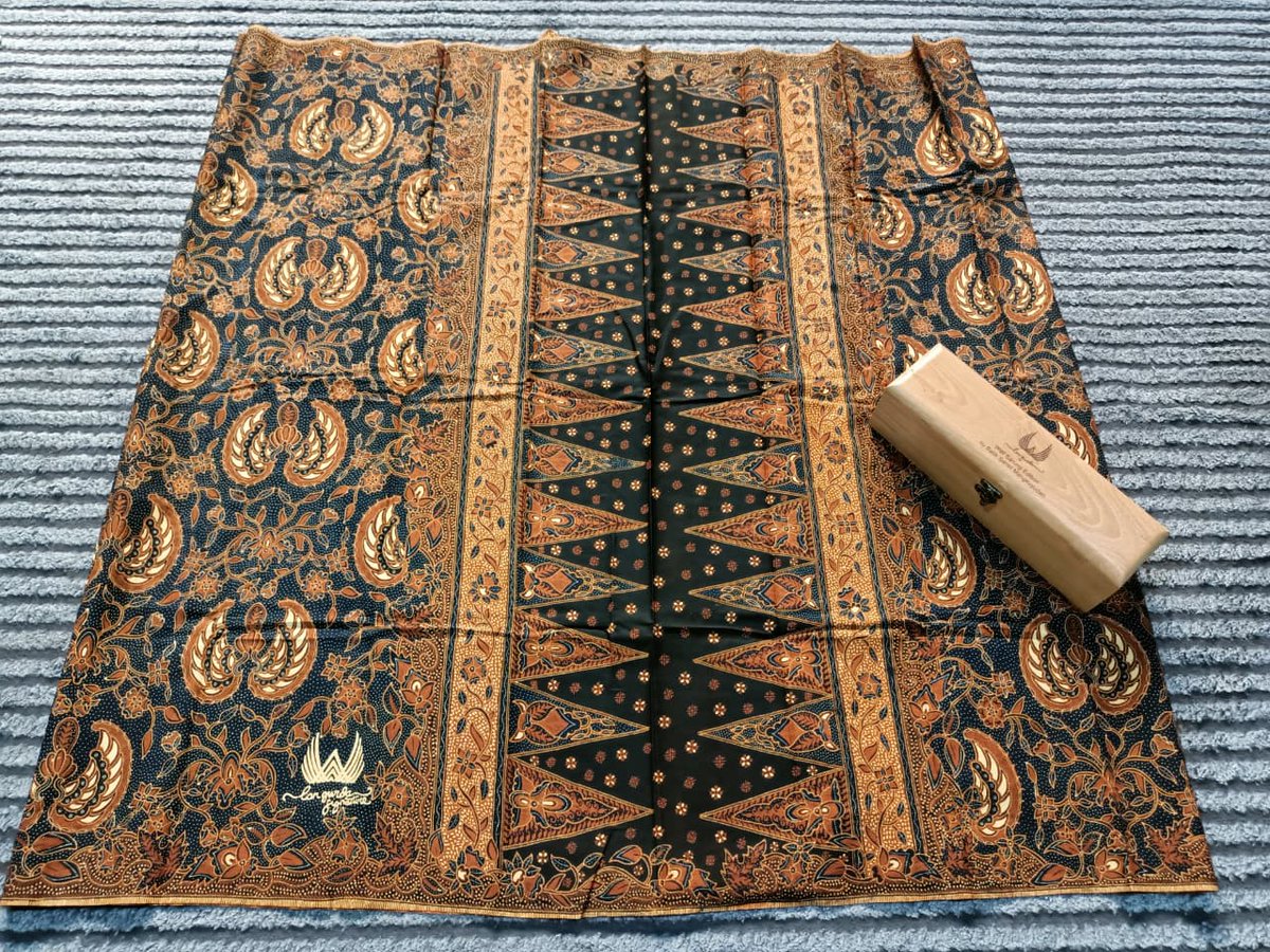 Amma Apri tweet media